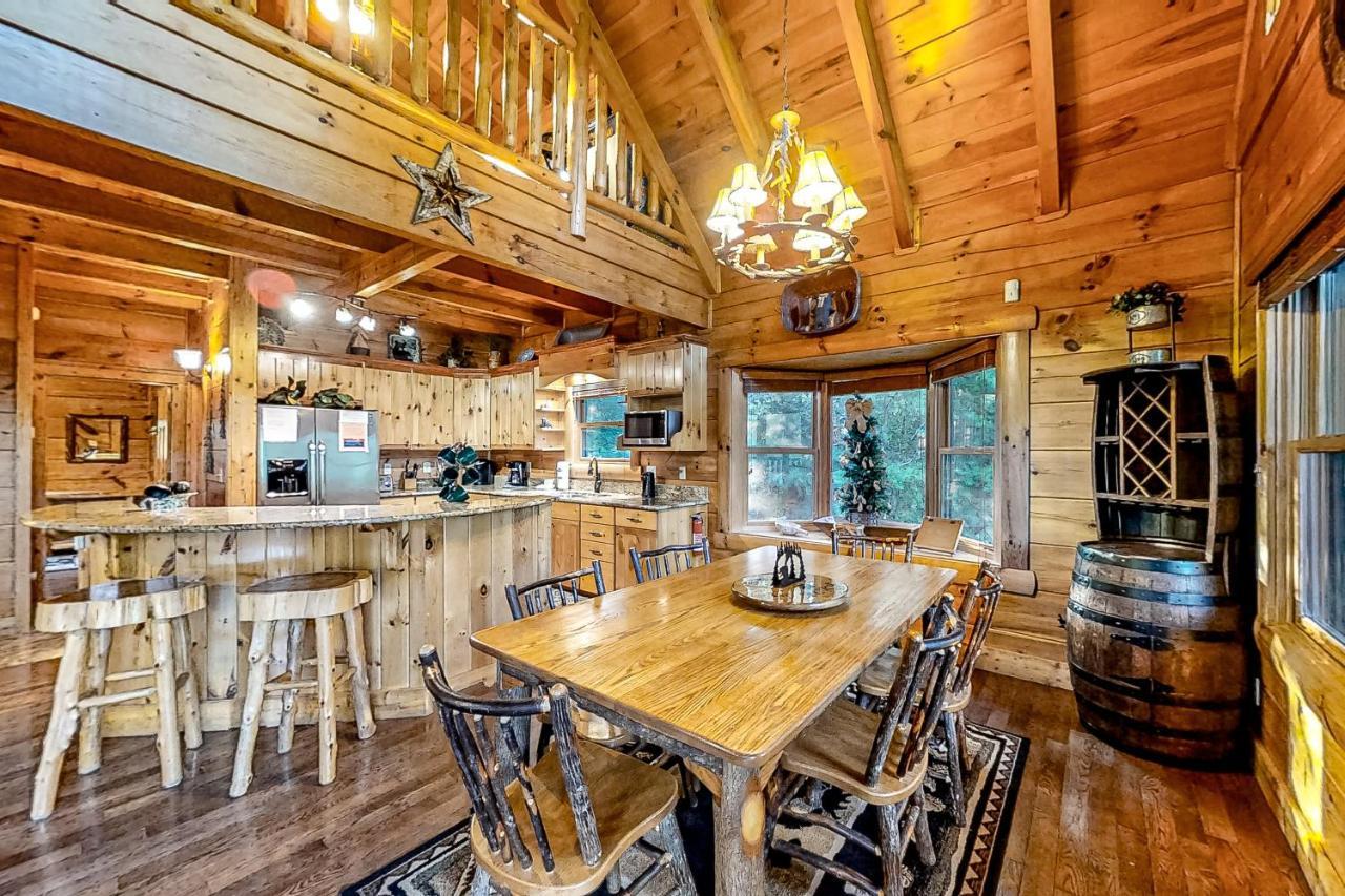 Bear Tracks Villa Pigeon Forge Exterior foto