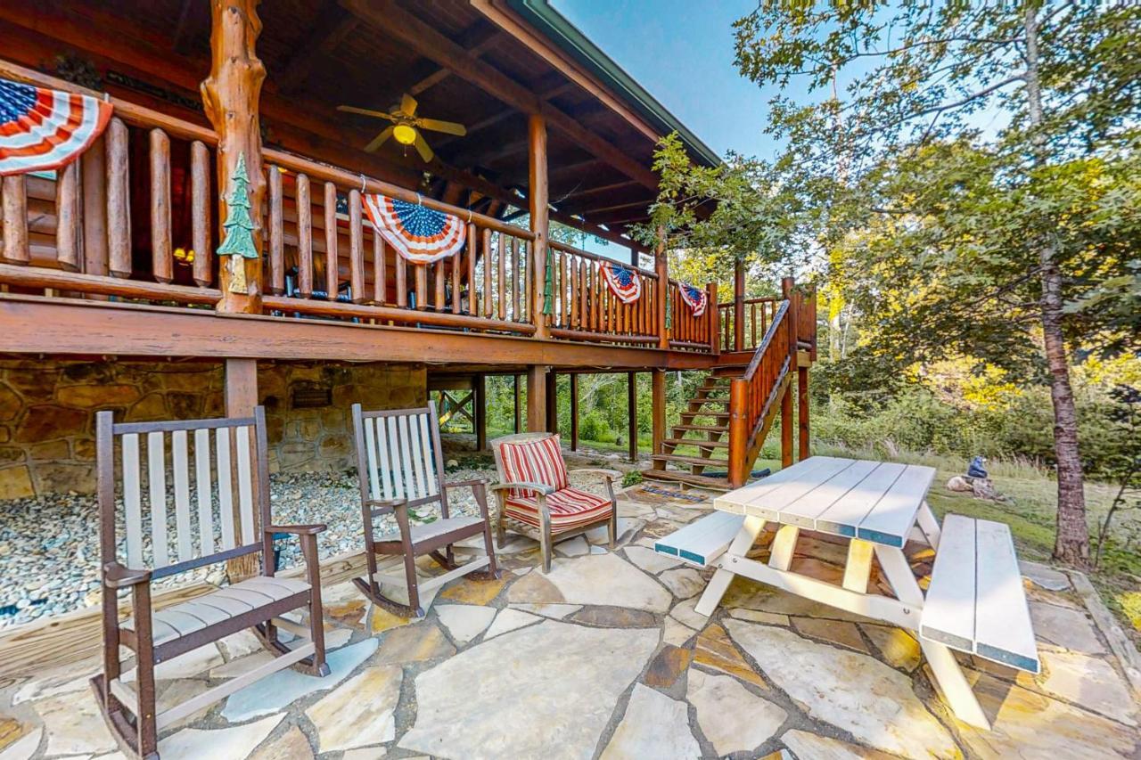 Bear Tracks Villa Pigeon Forge Exterior foto