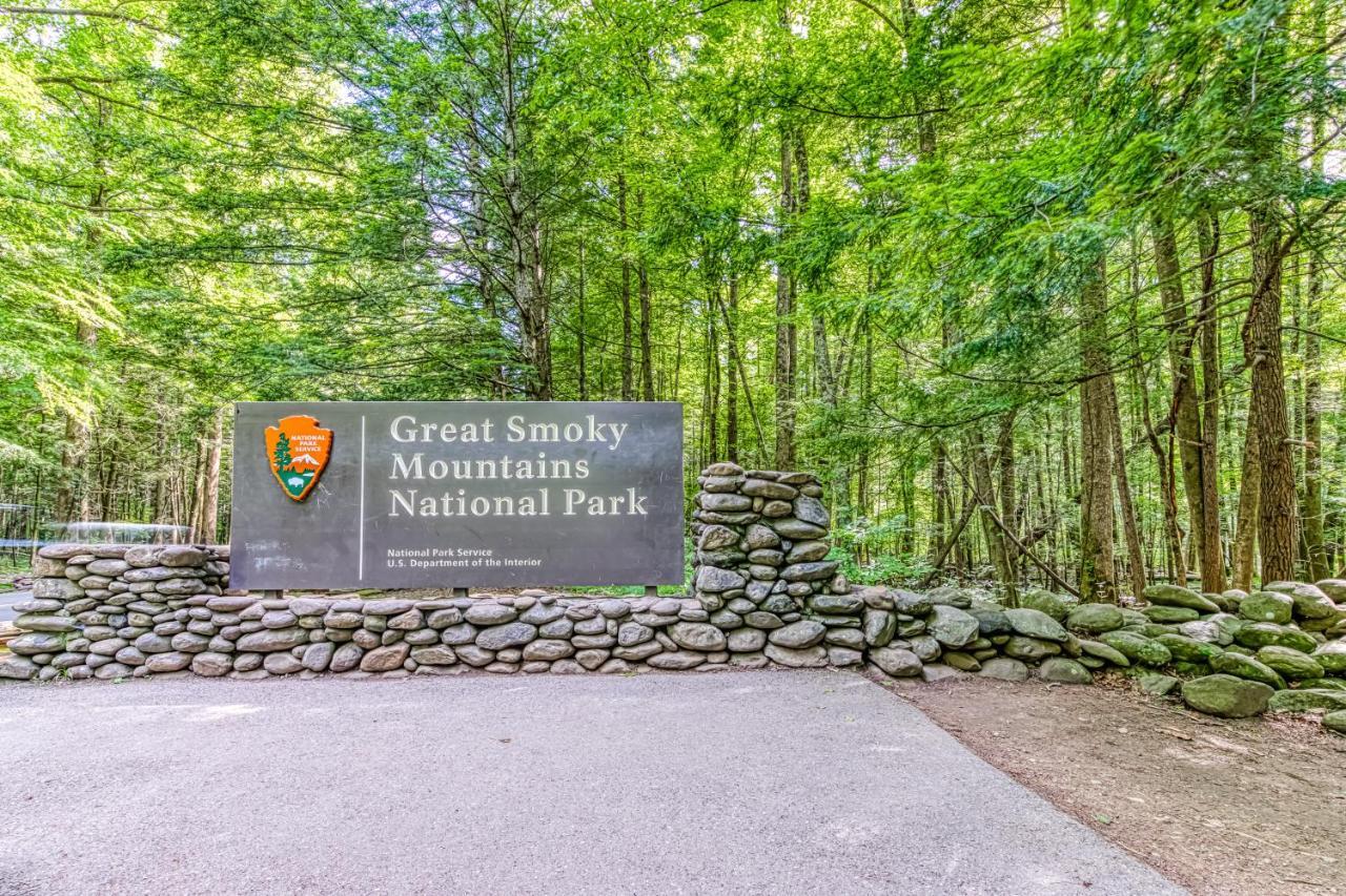Bear Tracks Villa Pigeon Forge Exterior foto